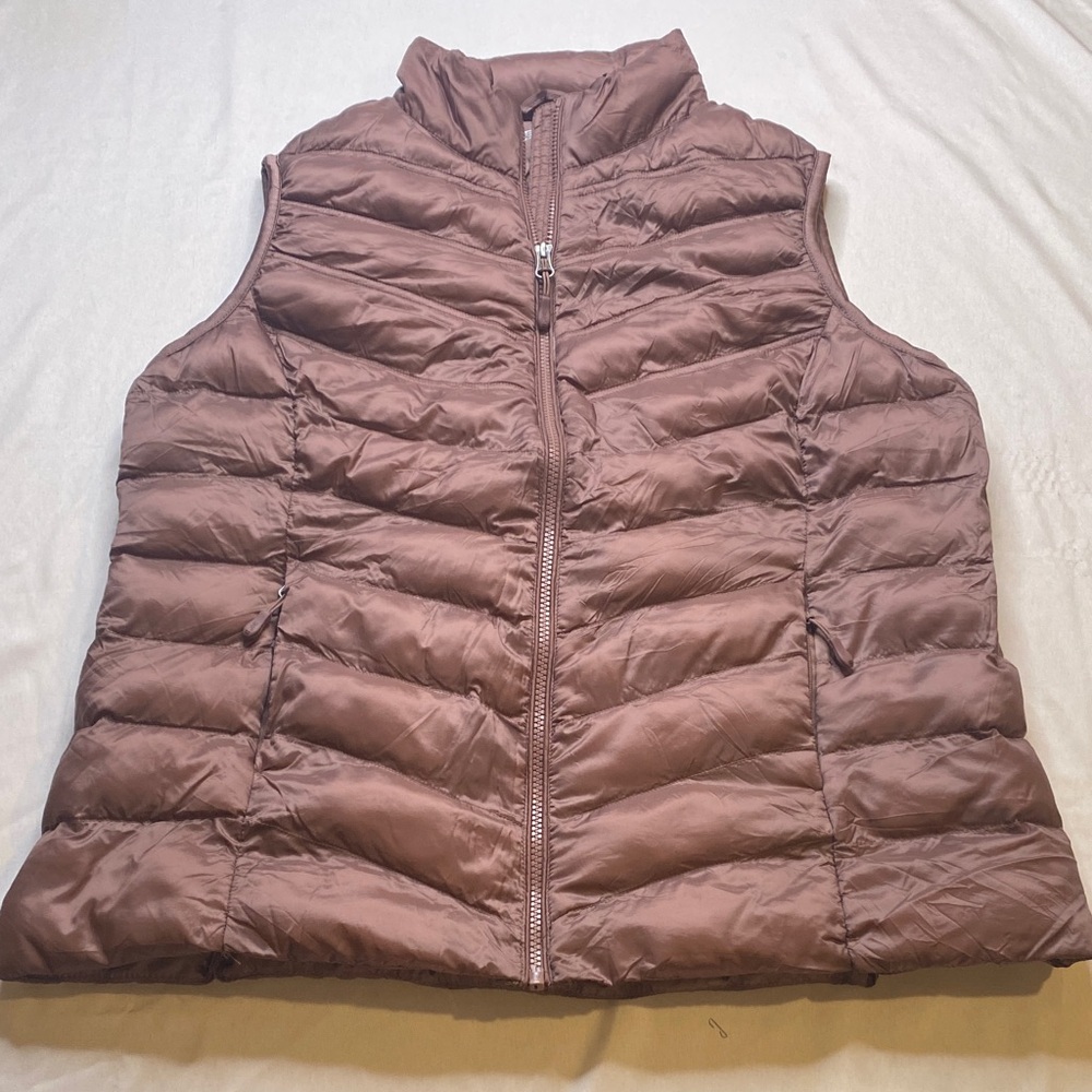 32 Degrees Purple‎ Puffer Vest Size Large NWOT